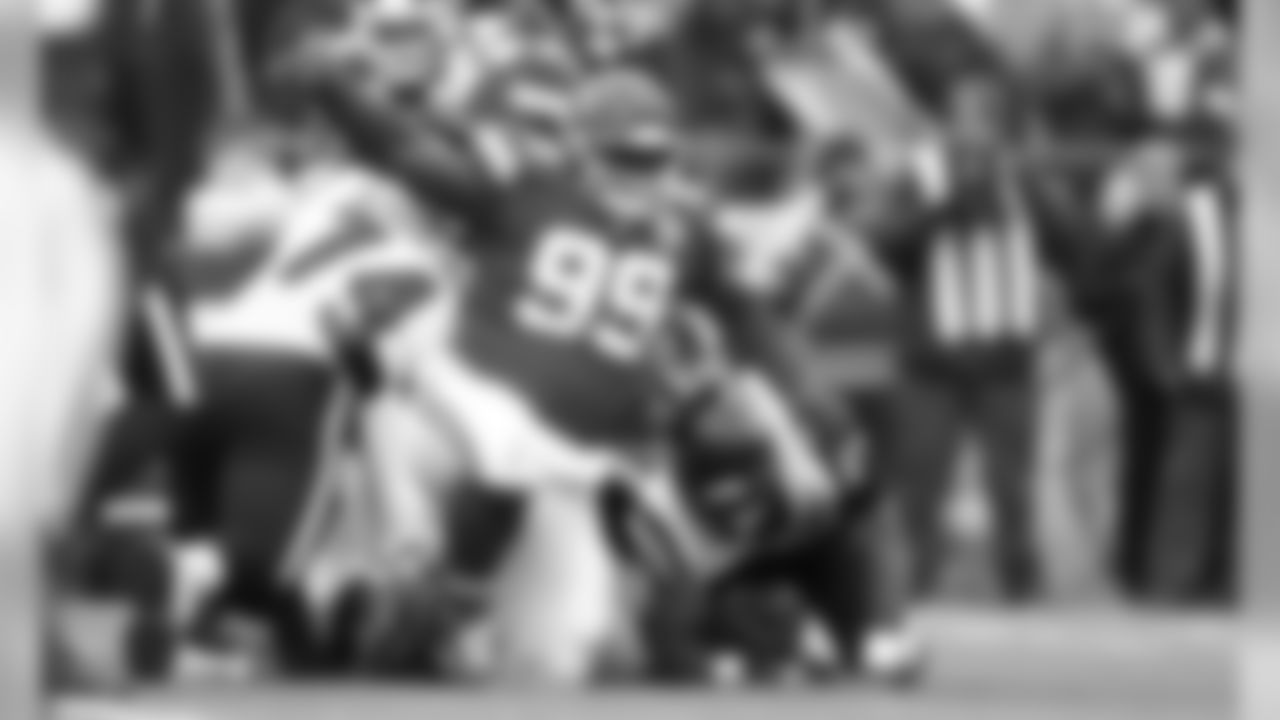 Kansas City Chiefs Defensive Tackle Khalen Saunders (99) during the game between The Kansas City Chiefs and The Houston Texans in the Divisional Playoff game at Arrowhead Stadium on January 12, 2019.