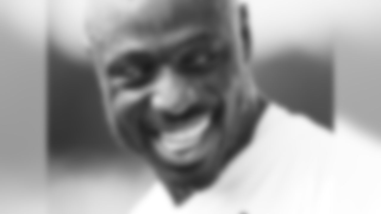 Kansas City Chiefs linebacker Justin Houston (50)