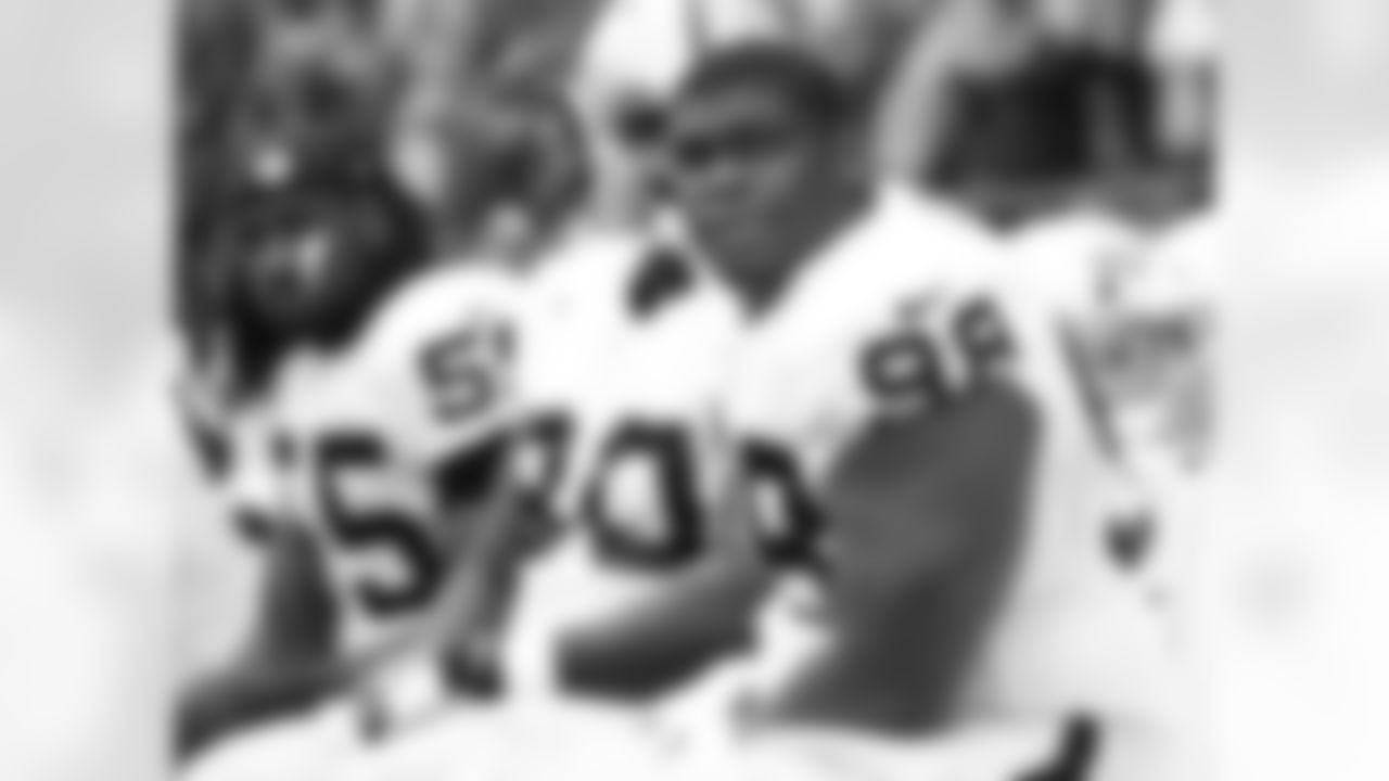Oakland Raiders defensive end C.J. Wilson (98)