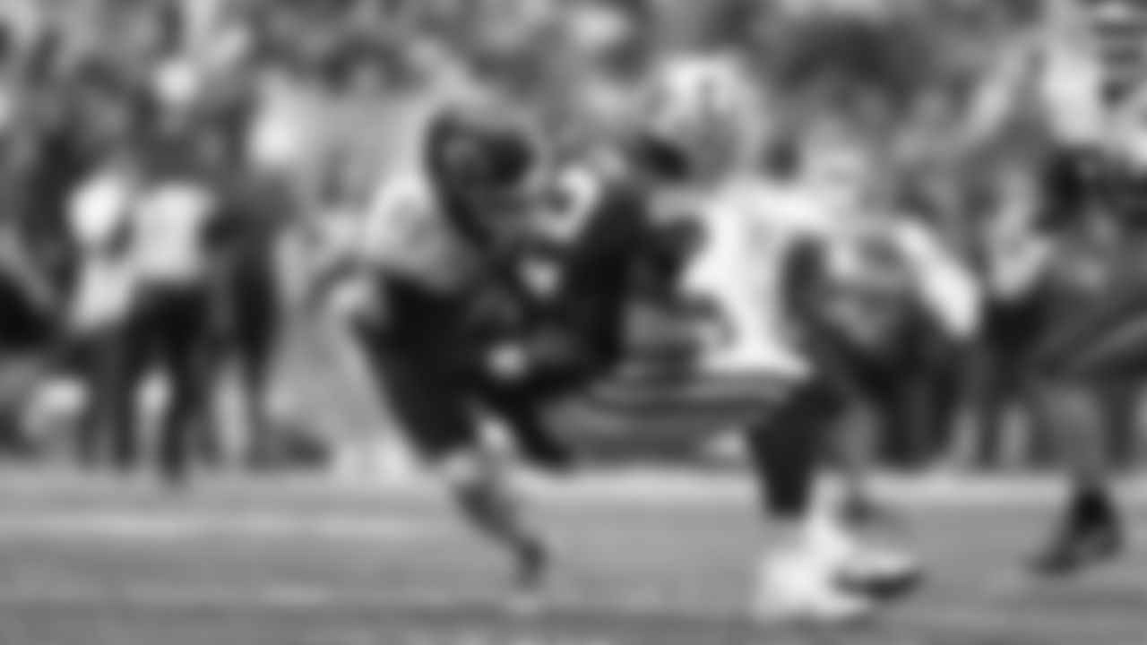 Kansas City Chiefs vs Indianapolis Colts at Lucas Oil Stadium on September 25th, 2022.