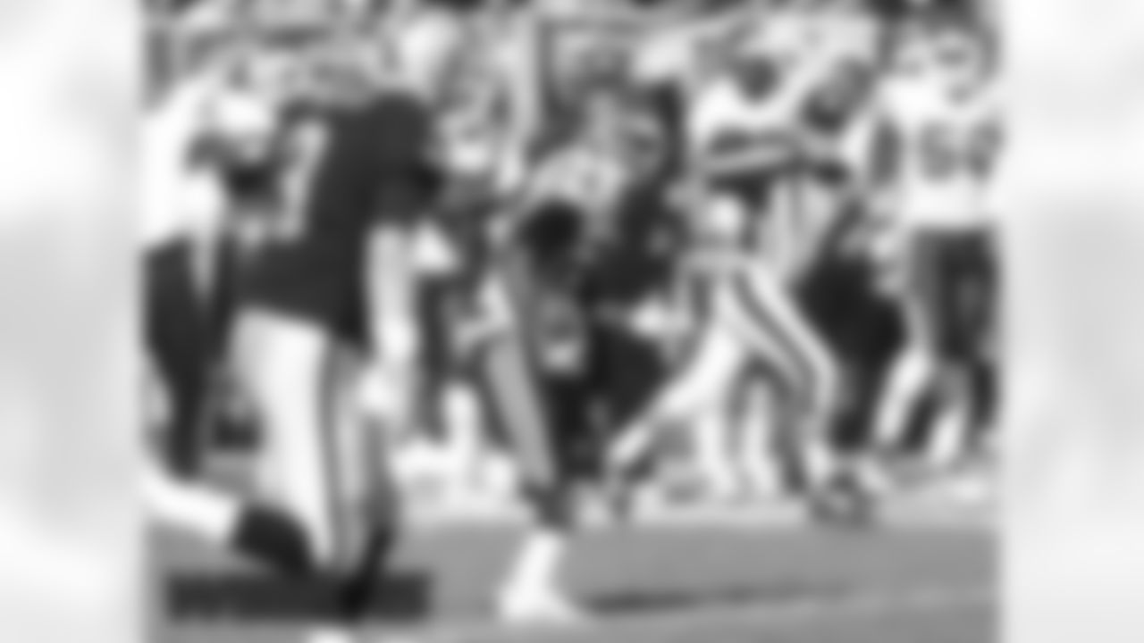 Chiefs travel to Oakland on week 15 for their 2nd matchup with the Raiders.