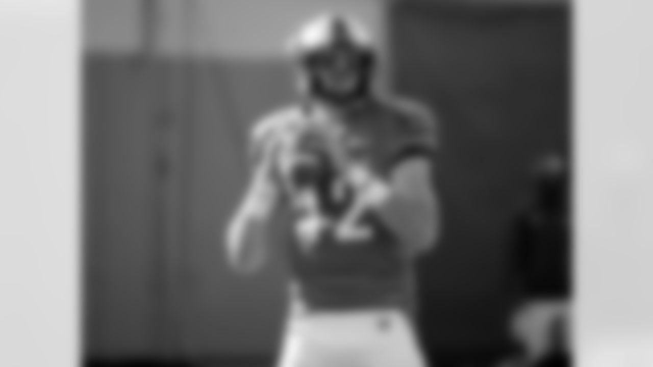 QB- Paxton Lynch, Memphis