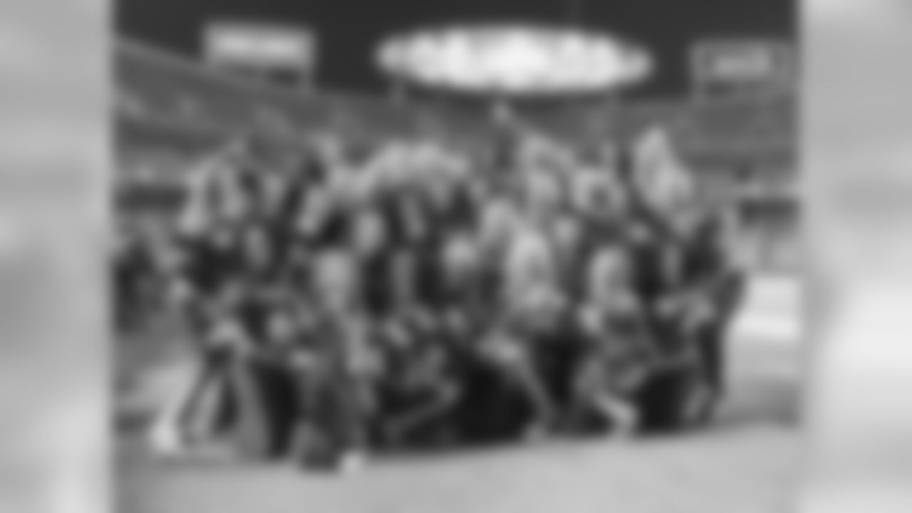 040_2018_ChiefsRaiders_Cheer