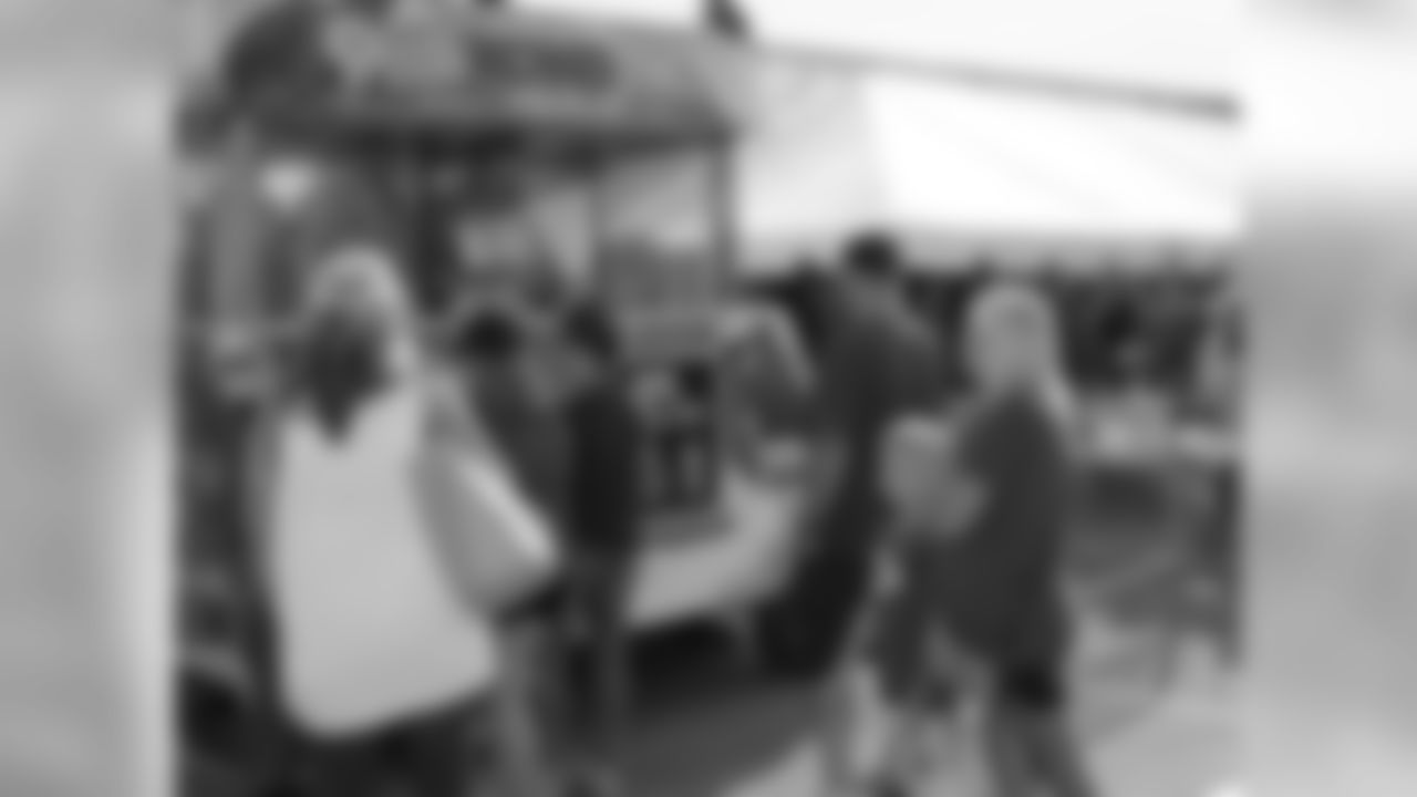 Fans enjoying Kona Ice on 8/4/18 at Chiefs Training Camp at Missouri Western State University in St. Joseph, Missouri.