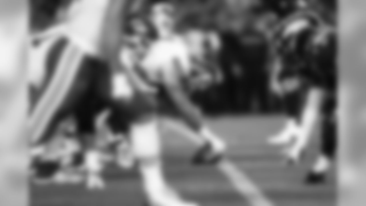 Chiefs vs Broncos at Broncos Stadium at Mile High on October 1, 2018