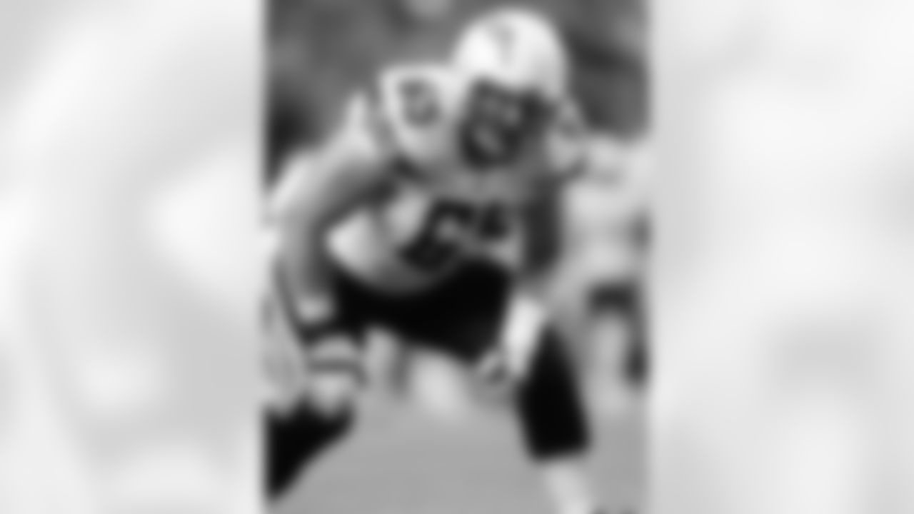 San Diego Chargers guard Chris Watt (65)