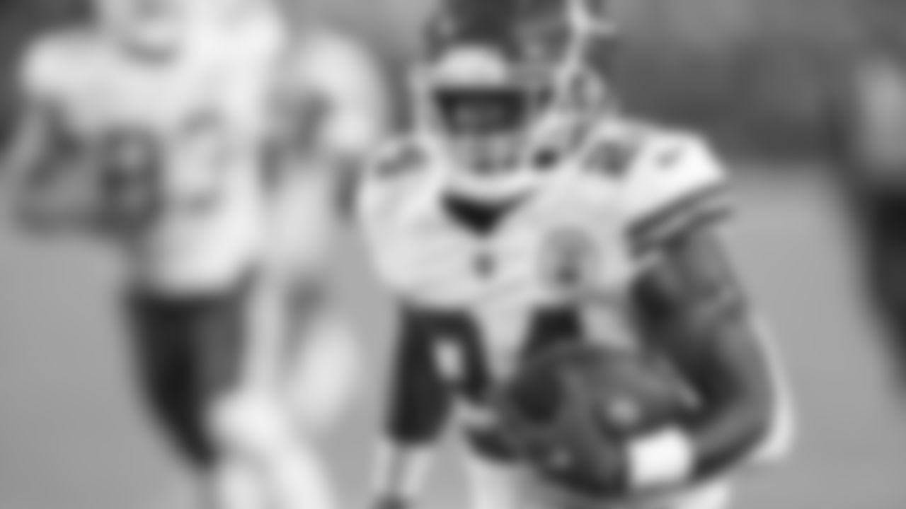 Kansas City Chiefs running back Elijah McGuire (24) during preseason game one against the San Francisco 49ers, Saturday, Aug. 14th, 2021.