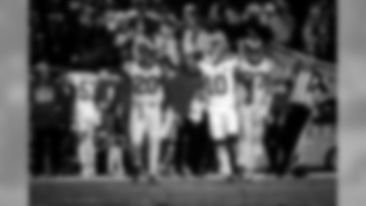 Kansas City Chiefs at Los Angeles Rams at Los Angeles Memorial Coliseum on November 19, 2018