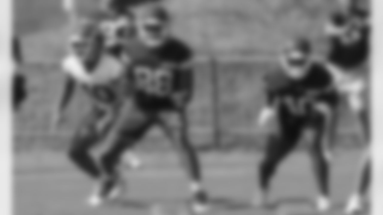 Kansas City Chiefs wide receiver Jody Fortson (88) and running back Derrick Gore (40) during rookie training camp at Missouri Western State University