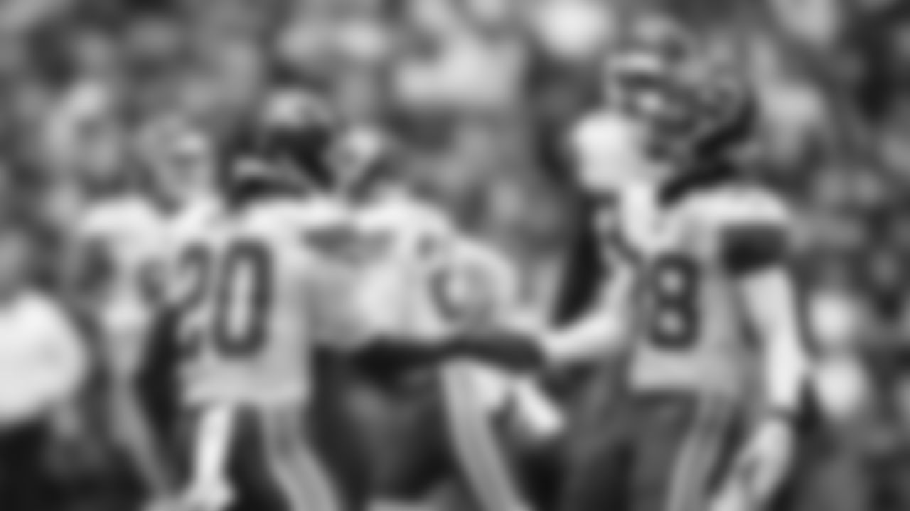 Kansas City Chiefs vs Indianapolis Colts at Lucas Oil Stadium on September 25th, 2022.