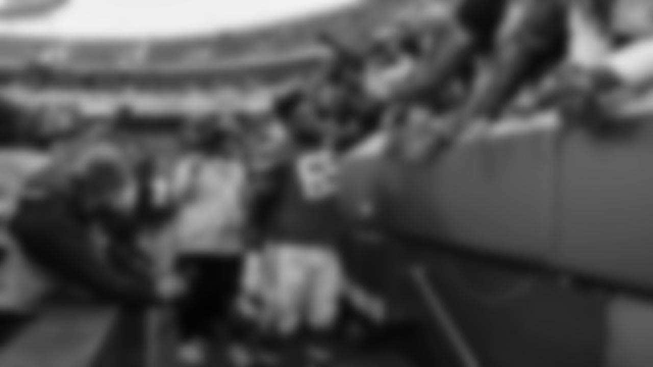 Kansas City Chiefs face off against the Jacksonville Jaguars at GEHA Field at Arrowhead Stadium on November 13, 2022.