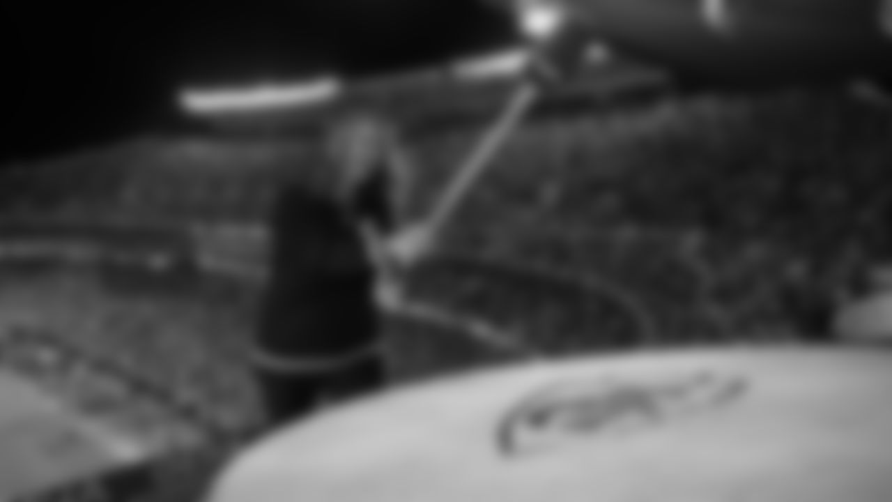The Kansas City Chiefs face off against the Denver Broncos at GEHA Field at Arrowhead Stadium on October 12, 2023.