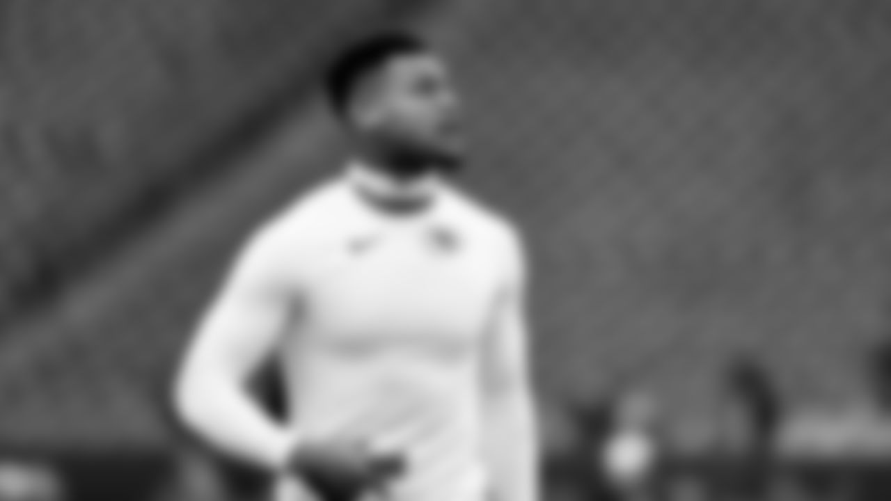 Kansas City Chiefs wide receiver JuJu Smith-Schuster (9) prior to an NFL football game against the Houston Texans, Sunday, December 18, 2022, in Houston.