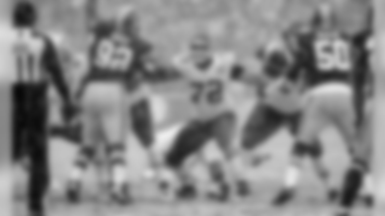 Kansas City Chiefs tackle Eric Fisher (72) blocks on a special teams play during the Dec. 8, 2013 away game against the Washington Redskins. The Chiefs won 45-10.