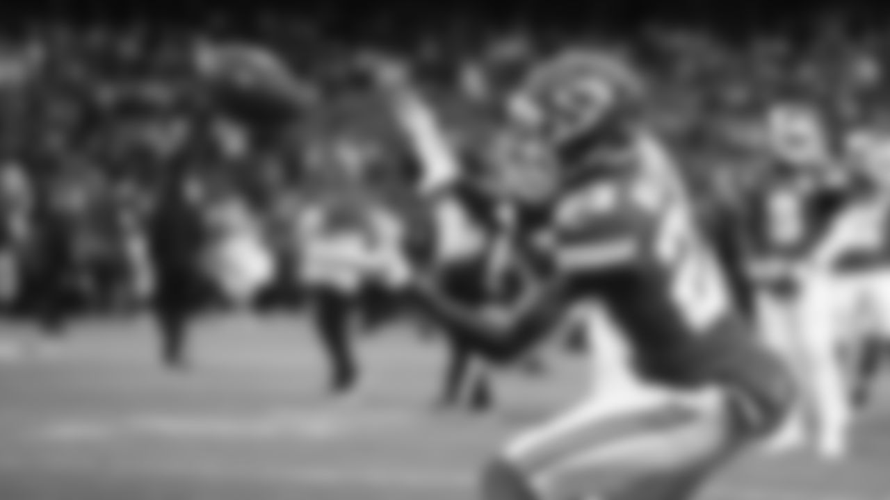 Kansas City Chiefs face off against the Cincinnati Bengals at GEHA Field at Arrowhead Stadium on January 29, 2023.