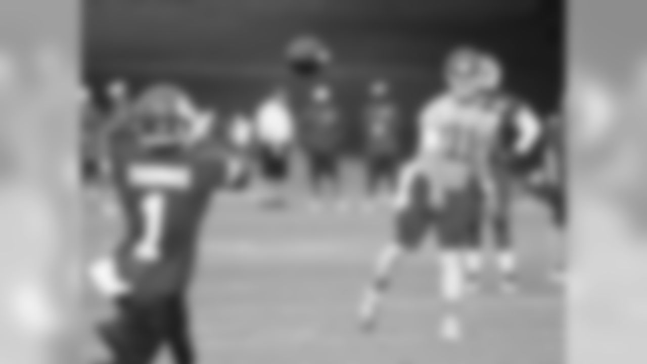 QB Alex Smith passing to RB DeAnthony Thomas