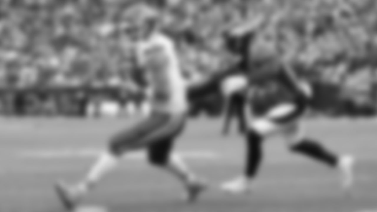 Kansas City Chiefs tight end Travis Kelce (87) catches a pass during the NFL Week 8 matchup against the Denver Broncos at Empower Field at Mile High in Denver, Colorado on October 29, 2023.