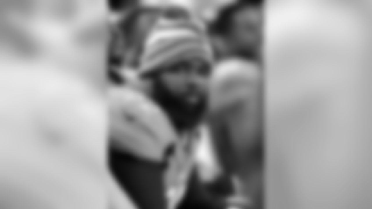 Denver Broncos Defensive Tackle Sylvester Williams (92)
