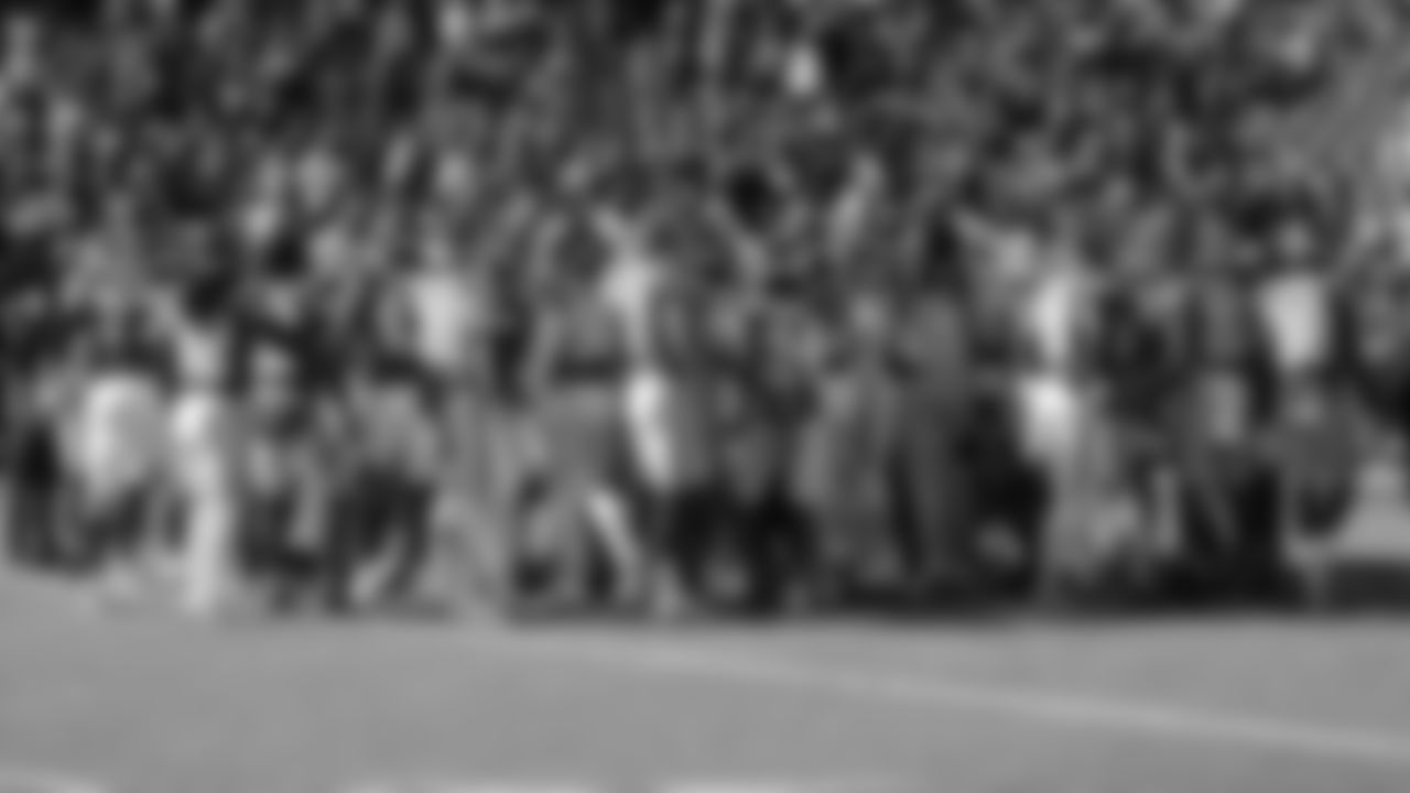 Kansas City Chiefs face off against the Jacksonville Jaguars at GEHA Field at Arrowhead Stadium on November 13, 2022.