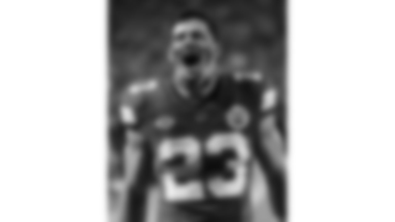 Kansas City Chiefs middle linebacker Drue Tranquill (23) prior to the week six NFL football game against the Denver Broncos, Thursday, October 12, 2023 in Kansas City.