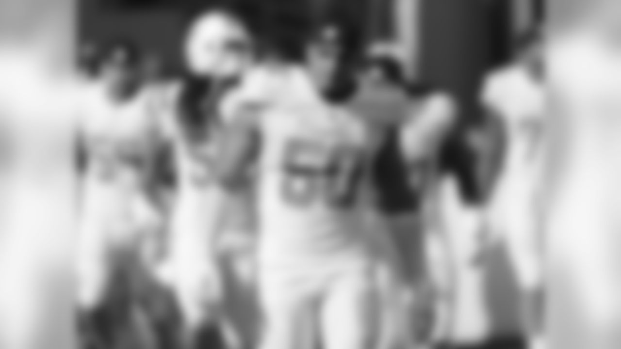 Dolphins DL Oliver Vernon (50)