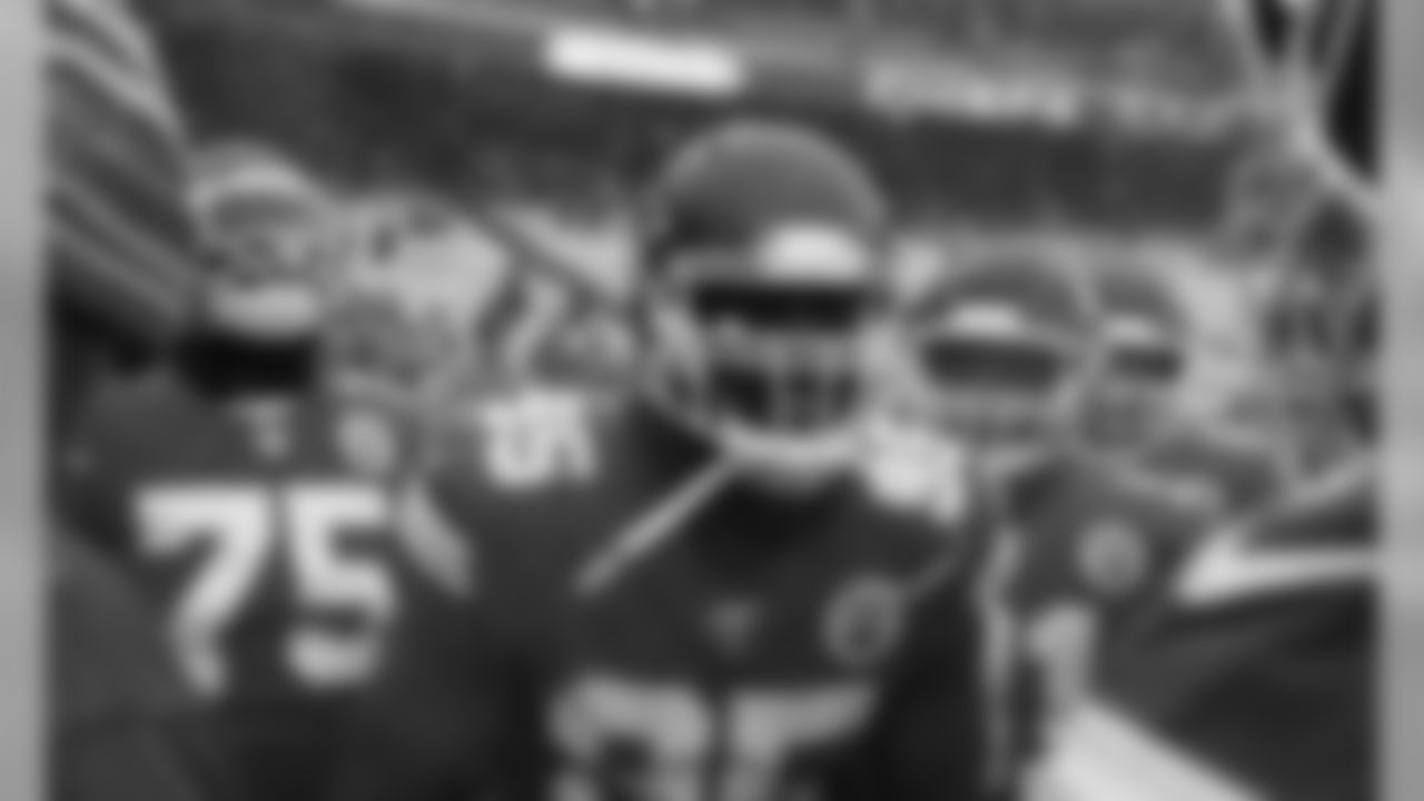 The Kansas City Chiefs take on the Denver Broncos at Arrowhead Stadium on December 15, 2019.