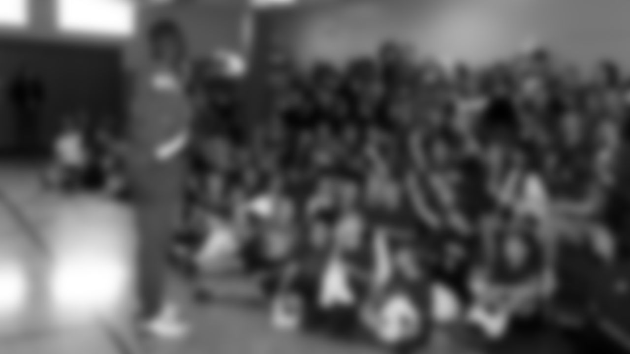 Kansas City Chiefs linebacker Willie Gay Jr. (50) visits the St. Elizabeth Catholic School for a "Kingdom United" reading event on Monday, November 7, 2022.