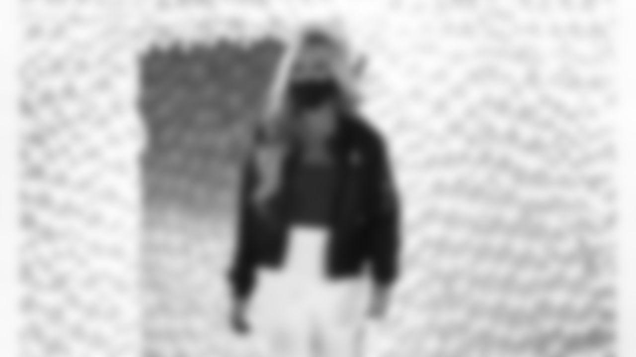 067-2020_ChiefsStyleLounge