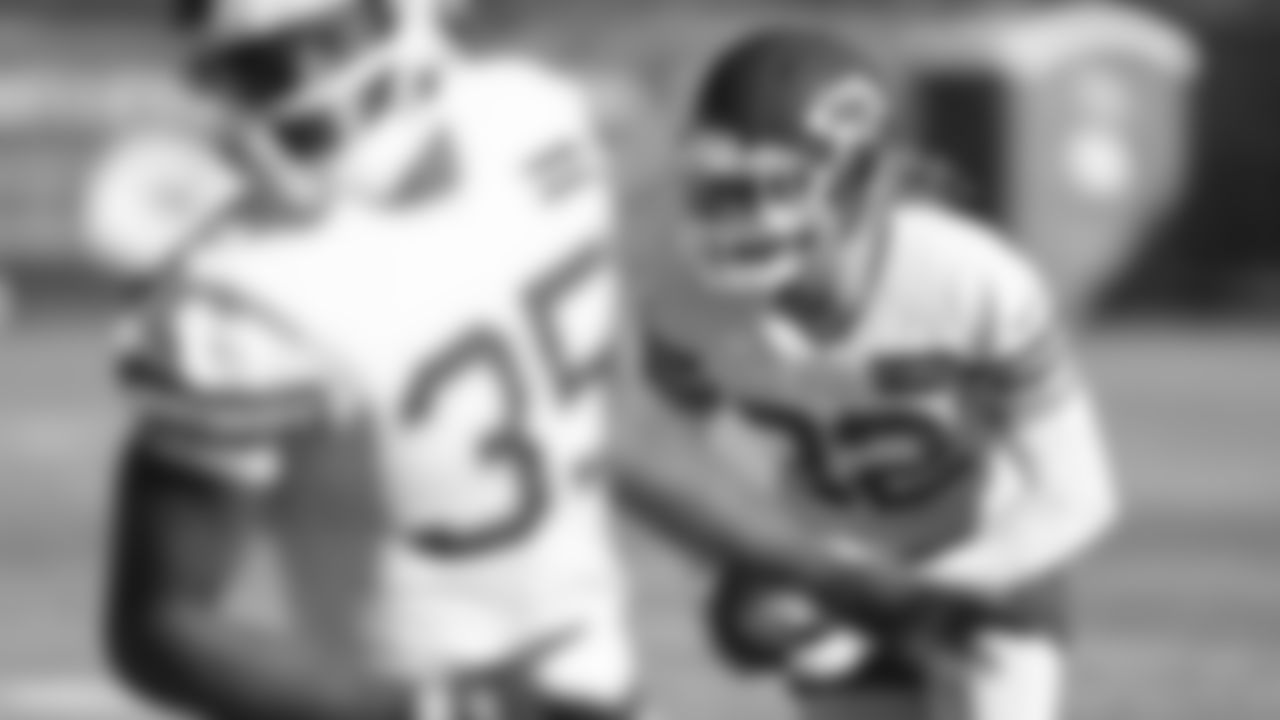 Kansas City Chiefs free safety Tyrann Mathieu (32) at practice in preparation for week thirteen against the Denver Broncos.