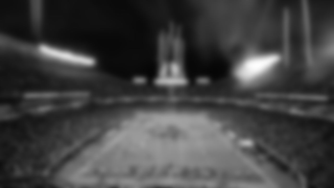 The Kansas City Chiefs face off against the Denver Broncos at GEHA Field at Arrowhead Stadium on October 12, 2023.