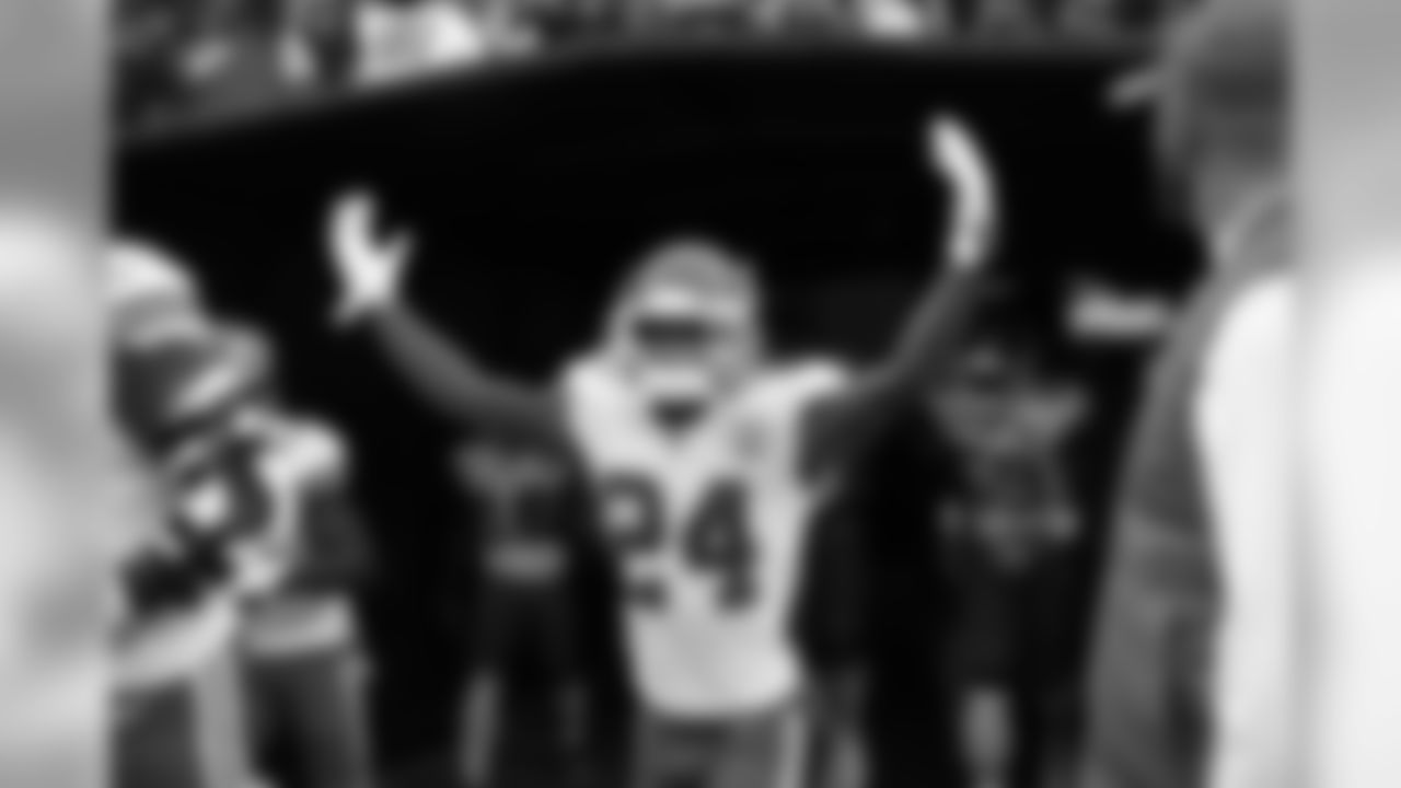 Chiefs vs Broncos at Broncos Stadium at Mile High on October 1, 2018