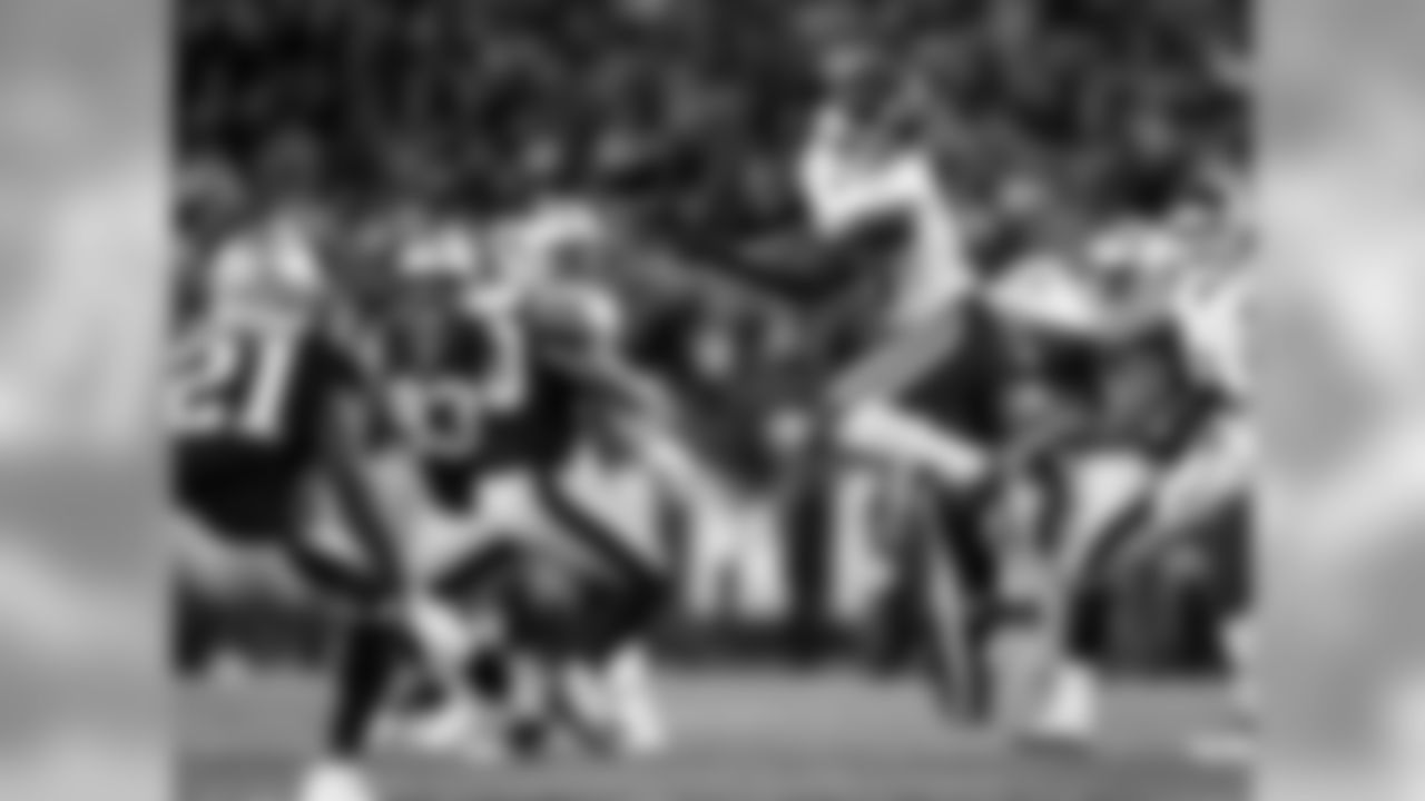Kansas City Chiefs at New England Patriots at Gillette Stadium on October 14, 2018