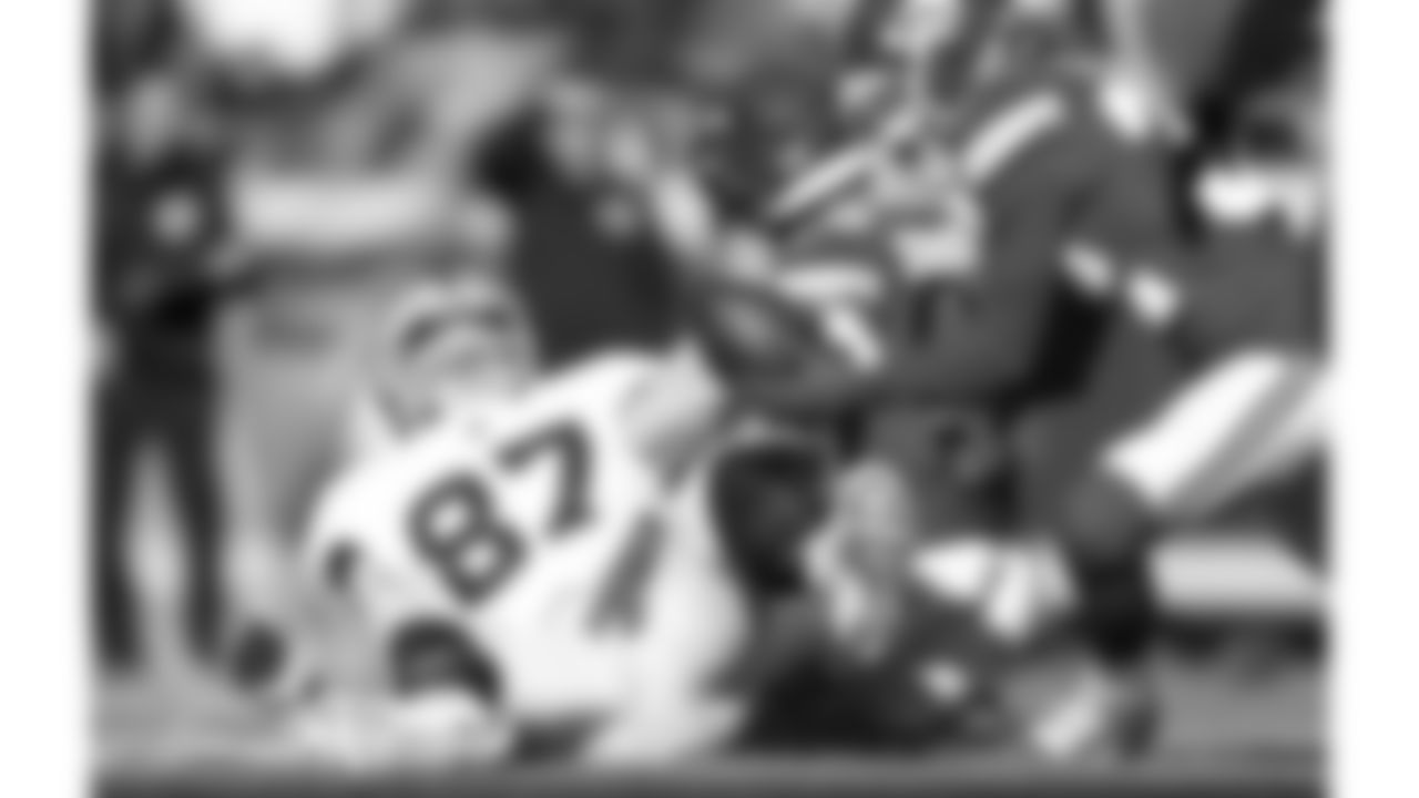 Kansas City Chiefs free safety Tyrann Mathieu (32) during an NFL football game against the Las Vegas Raiders, Sunday, December 12, 2021 in Kansas City.
