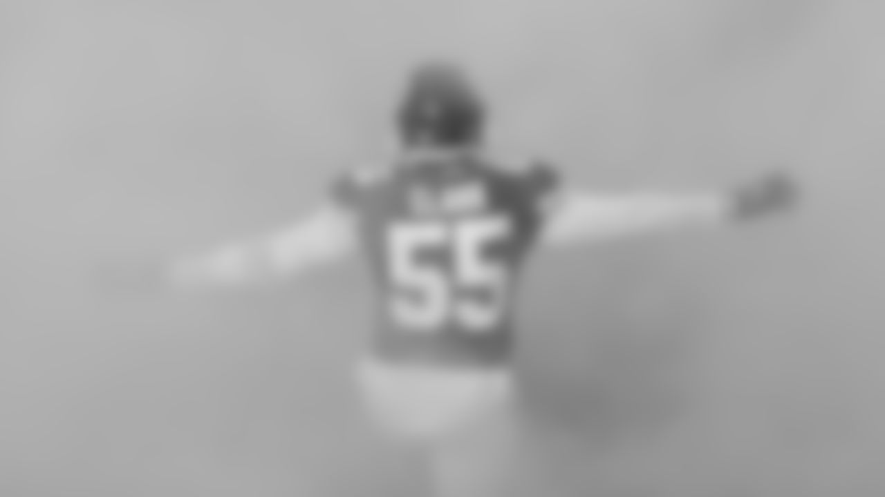 Kansas City Chiefs defensive end Frank Clark (55) during an NFL football game between the Kansas City Chiefs and the New York Giants, Monday, Nov. 1, 2021, in Kansas City, Mo. Kansas City won 20-17.