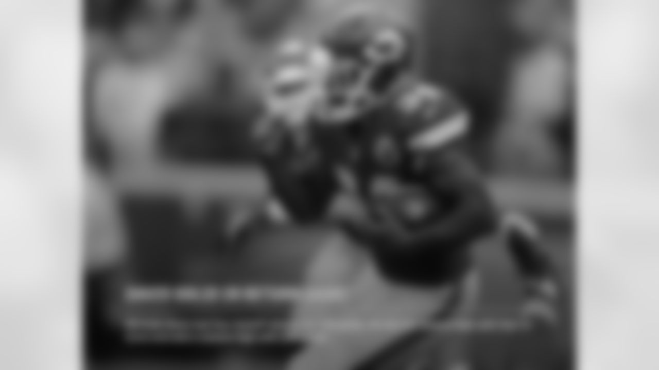 DAVIS SOLID IN RETURN GAME: RB Knile Davis had four kickoff returns for 106 yards. He ties his season-high with four returns and sets a season-high with 106 yards.
