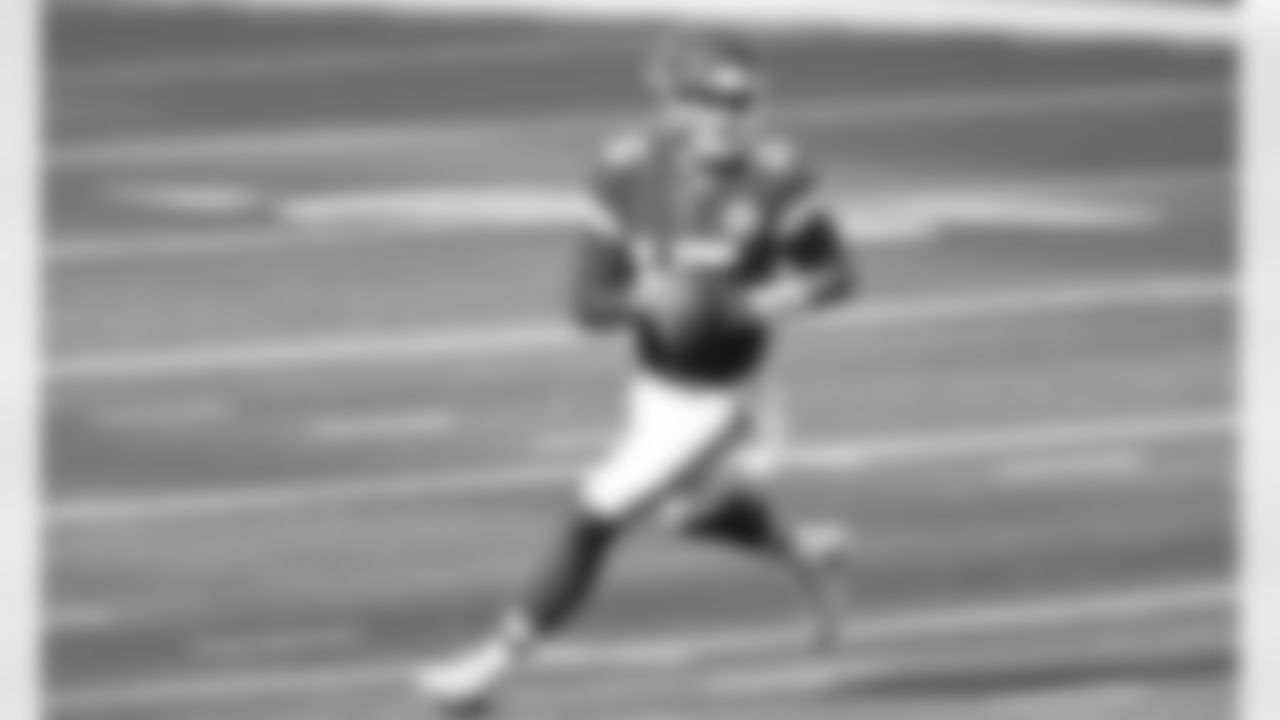 Kansas City Chiefs quarterback Patrick Mahomes (15) during the game between the Kansas City Chiefs and the Los Angeles Chargers at SoFi Stadium on September 20, 2020
