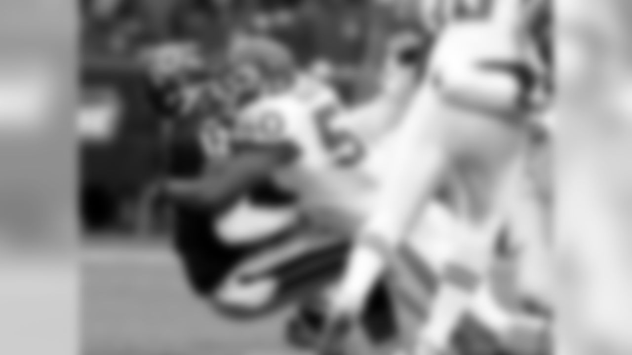 50 - Justin Houston - LB // HT. 6-3, WT. 258 // College: Georgia // Hometown: Statesboro, Ga.