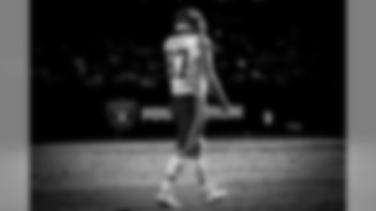 Kansas City Chiefs at Oakland Raider at Oakland Alameda Coliseum on December 2, 2018.