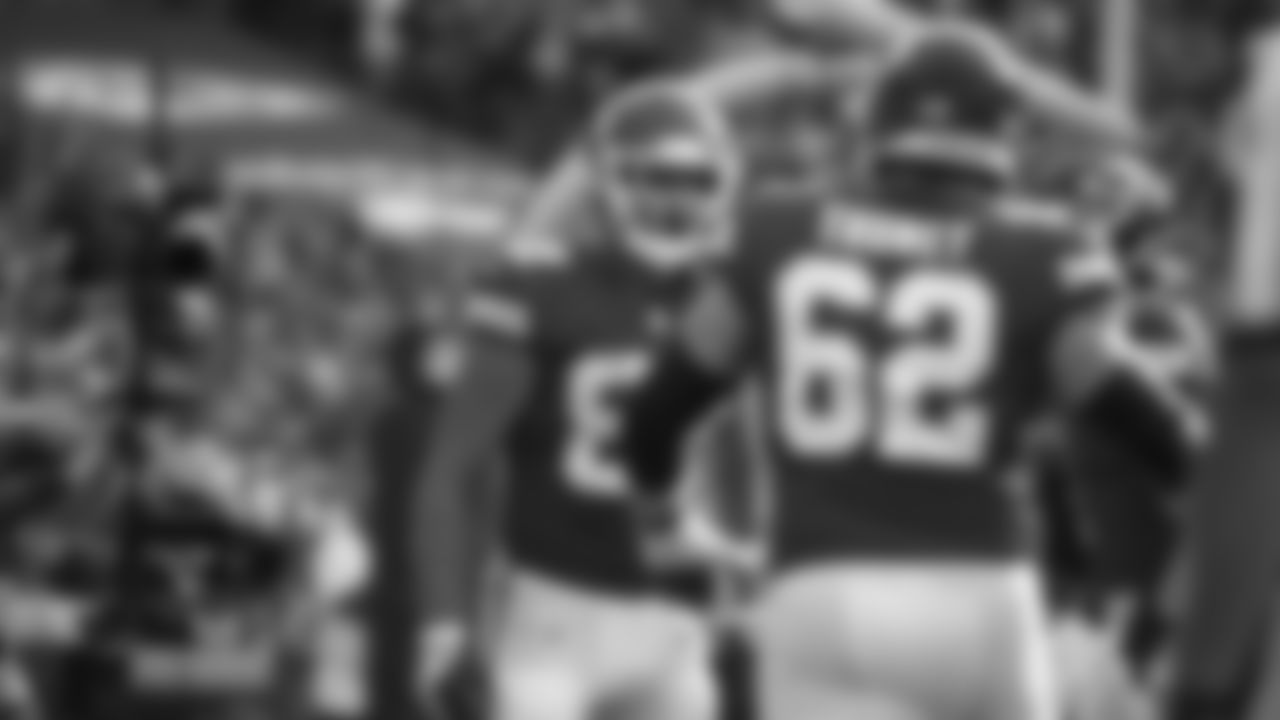 Kansas City Chiefs vs Cleveland Browns during NFL Season Opener at GEHA Field at Arrowhead Stadium in Kansas City, MO on September 12, 2021