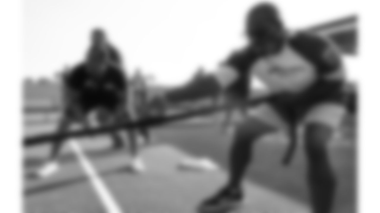 Photos Celebrating the Grand Opening of Chiefs Fit Country Club Plaza