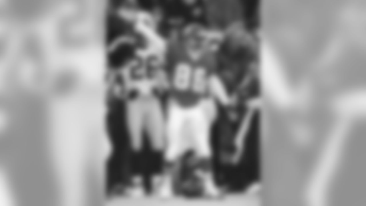 Kansas City Chiefs vs the Pittsburgh Steelers in the 1993 playoffs