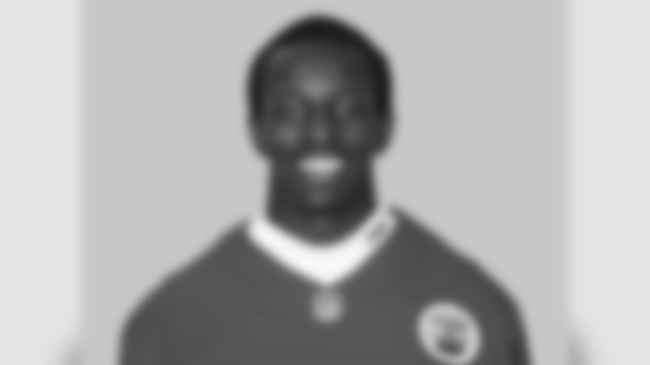 2013 headshot of Husain Abdullah