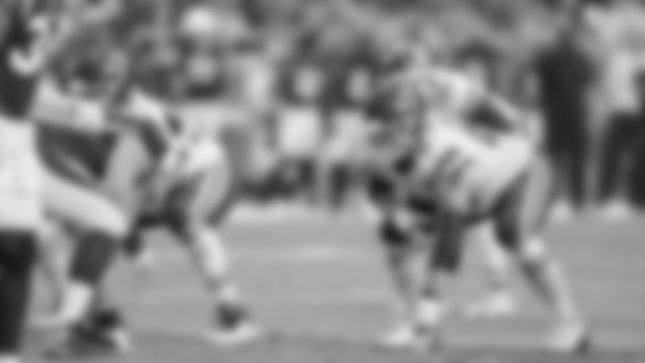 Kansas City Chiefs offensive tackle Joe Thuney (62) during preseason game two against the Arizona Cardinals, Friday, Aug. 20th, 2021.