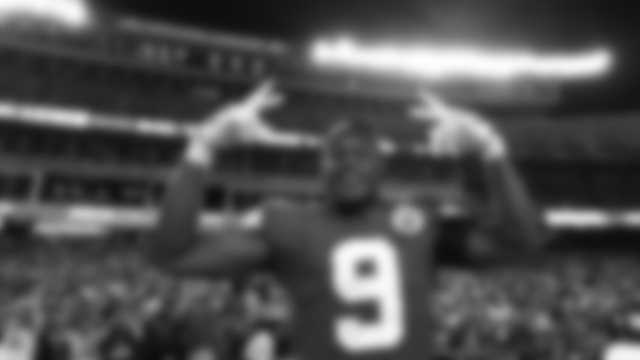 Kansas City Chiefs wide receiver JuJu Smith-Schuster (9) celebrates on the bench during an NFL football game against the Las Vegas Raiders, Monday October 10, 2022.