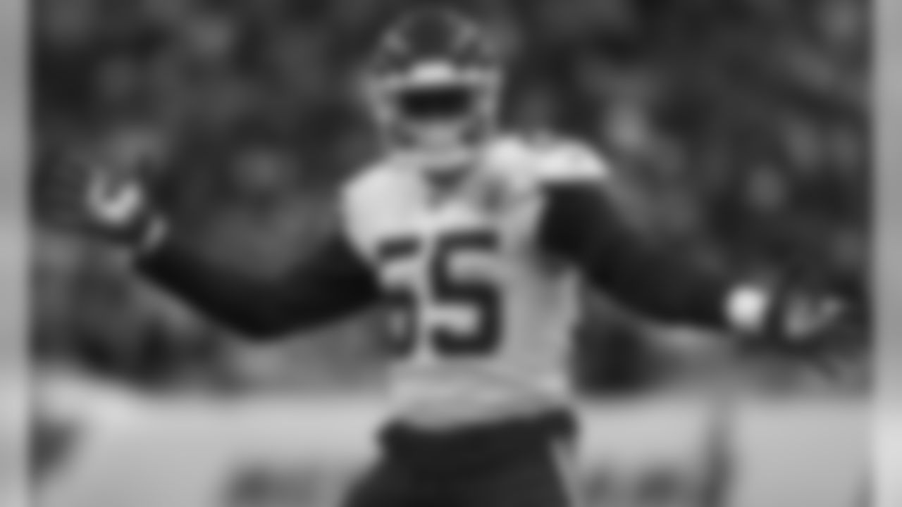 Kansas City Chiefs Defensive End Frank Clark (55) during the game between the Kansas City Chiefs and the Los Angeles Chargers at Estadio Azteca, November 18, 2019