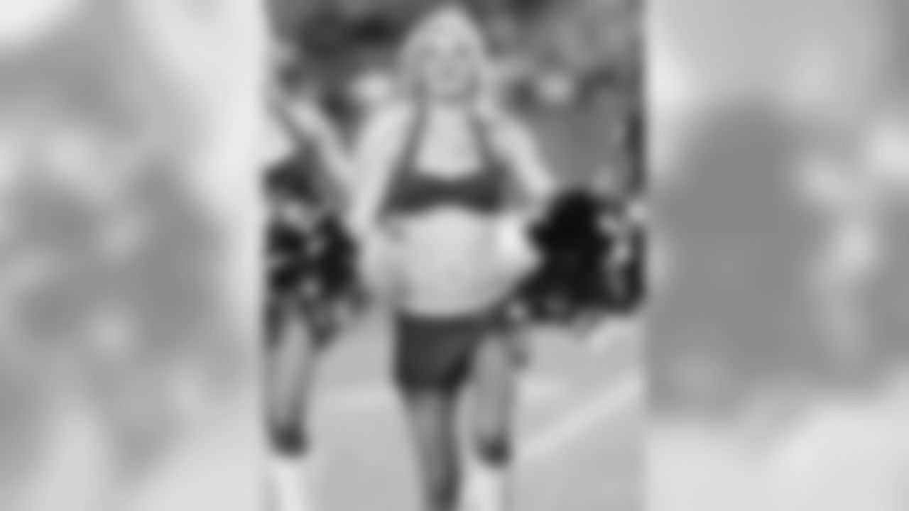 Kansas City Chiefs Cheerleader Ashley