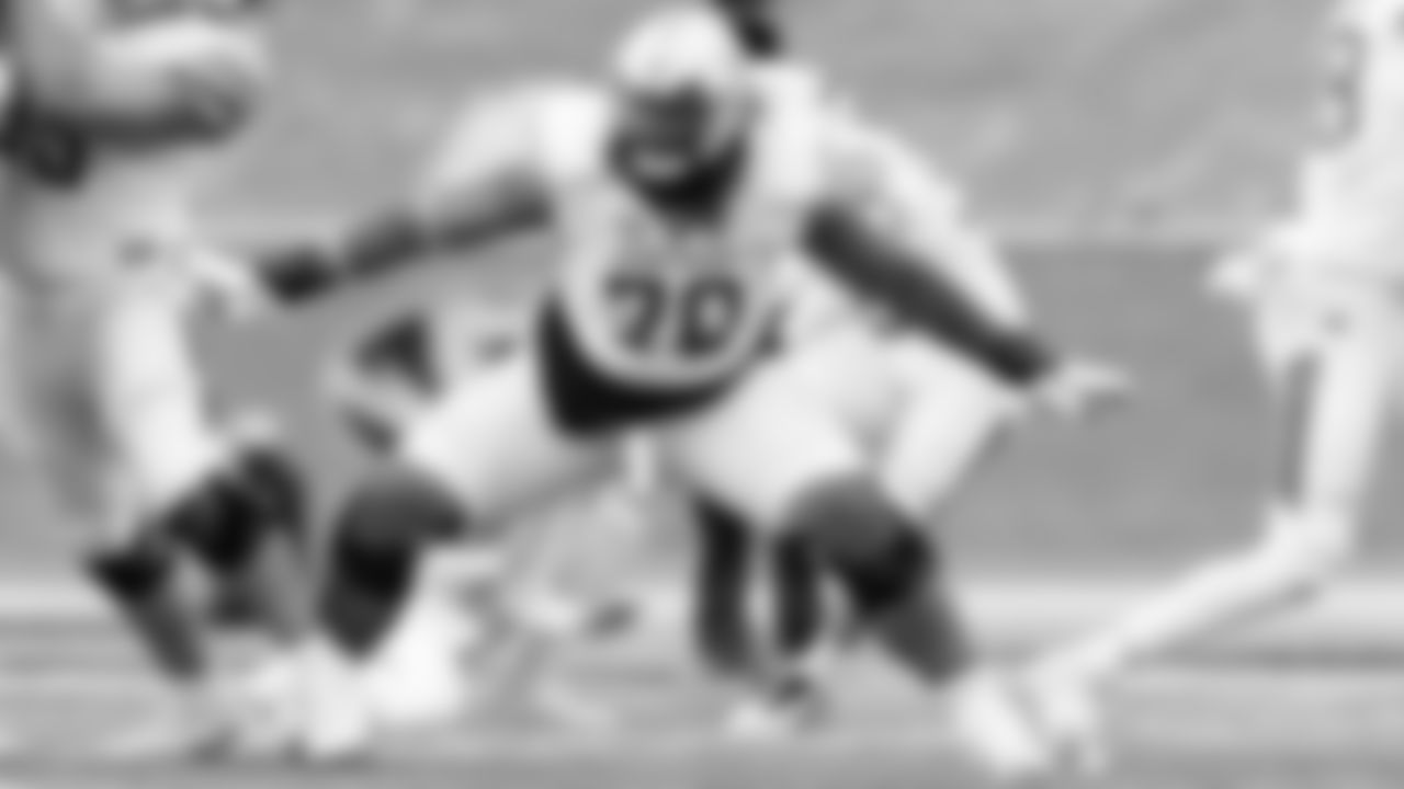 Pick 7, 145 General: Darian Kinnard, OL, Universidad de Kentucky