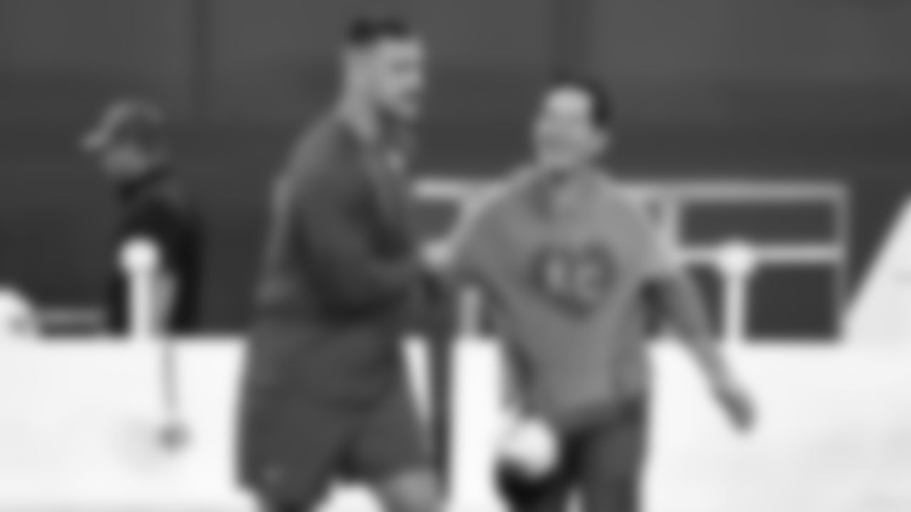 Kansas City Chiefs tight end Travis Kelce (87) & Paul Rudd prior to the regular season Week 4 NFL Football Game on Sunday, October 1, 2023 at MetLife Stadium in East Rutherford, NJ.