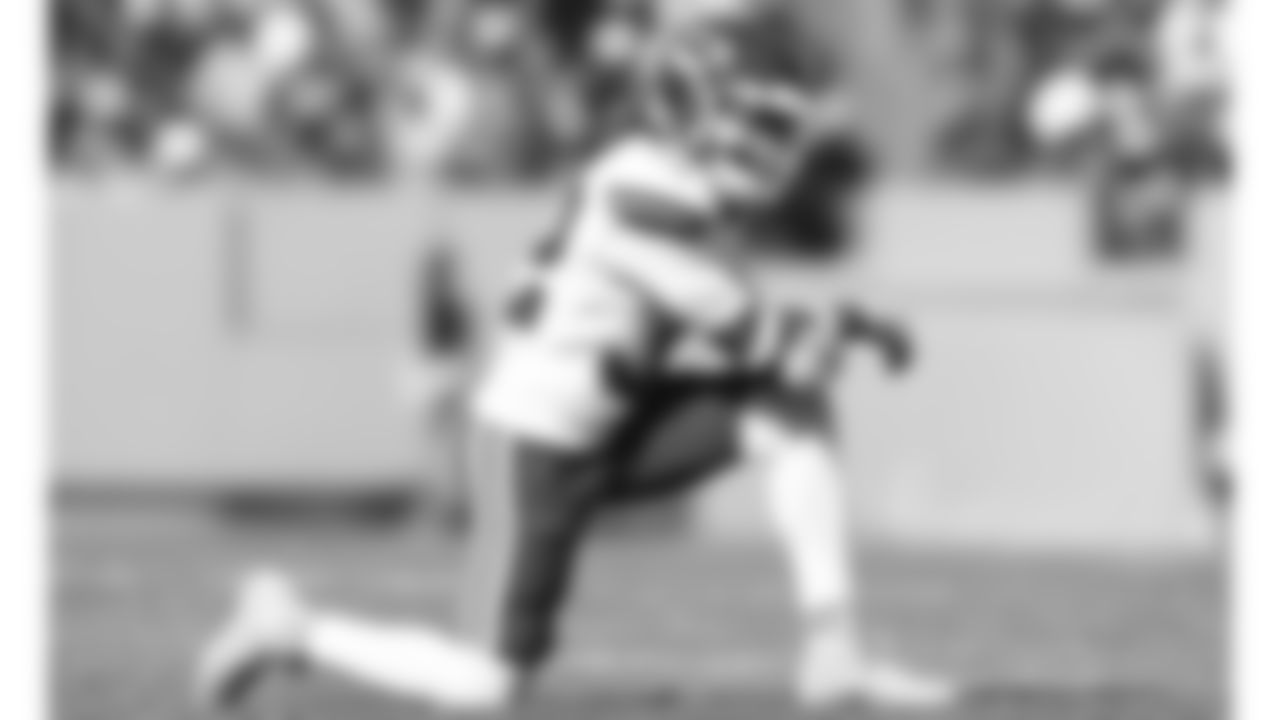 Kansas City Chiefs free safety Tyrann Mathieu (32) during an NFL football game against the Tennessee Titans, Sunday, October 24, 2021 in Nashville.