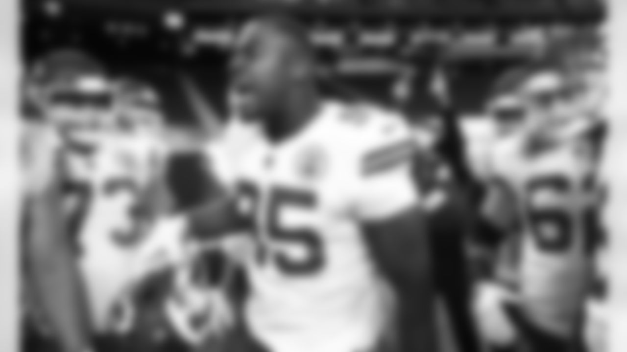 Kansas City Chiefs defensive tackle Chris Jones (95) prior to an NFL football game against the Las Vegas Raiders at Allegiant Stadium on November 22, 2020